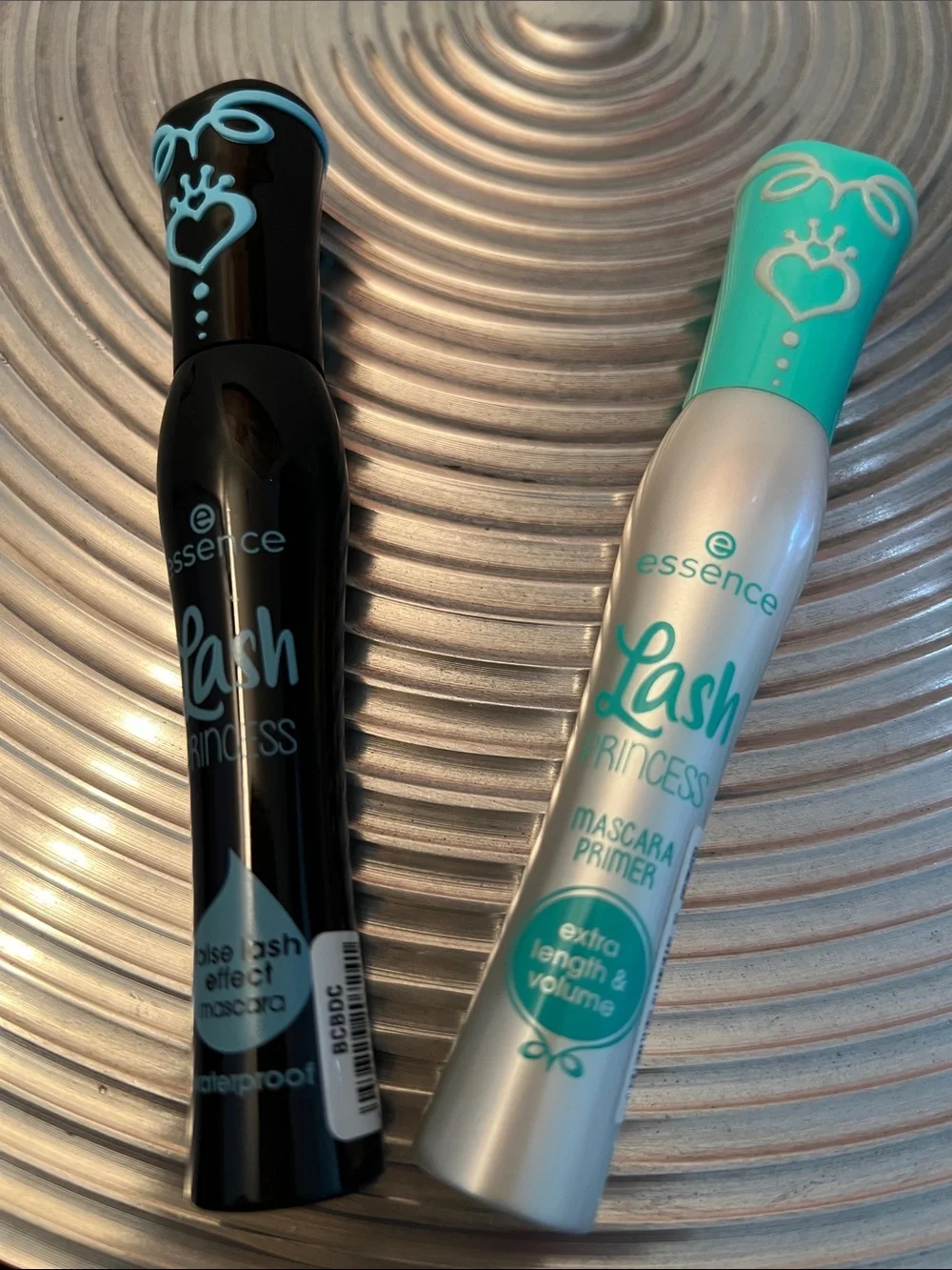 Essence Lash Princess Waterproof Mascara and extra length primer